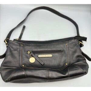 Etienne Aigner Black Leather Shoulder Bag Purse With Adjustable Strap & Front Po